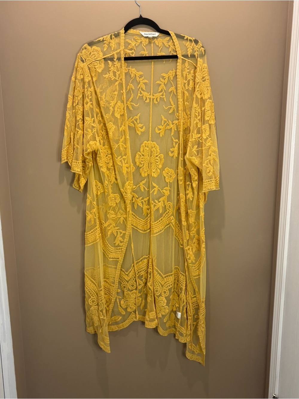 Davi and Dani yellow lace cardigan size s